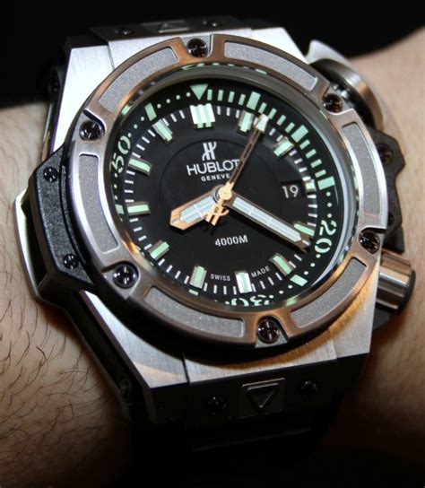 Hublot oceanographic 4000 m